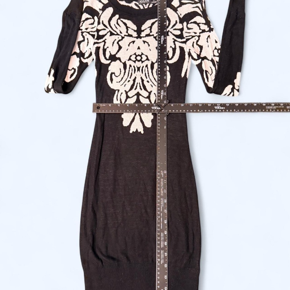 Alloy Apparel Black and white long-sleeve thin sweater dress - Picture 4 of 5
